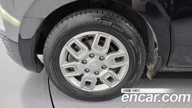 Hyundai Staria 2024 — photo 5