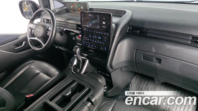 Hyundai Staria 2024 — photo 7