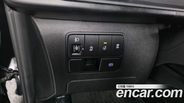 Hyundai Staria 2024 — photo 18
