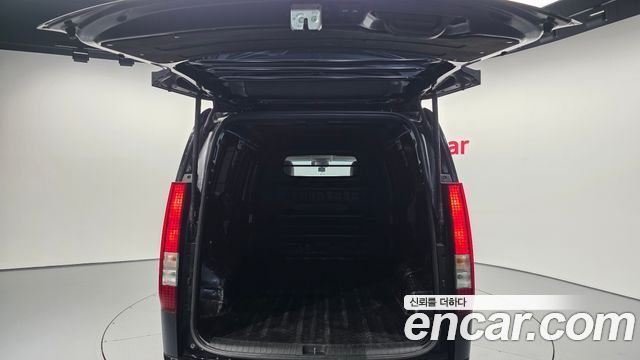 Hyundai Staria 2024 — photo 20