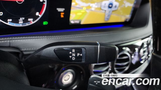 Mercedes-Benz S-Class 2019 — photo 9