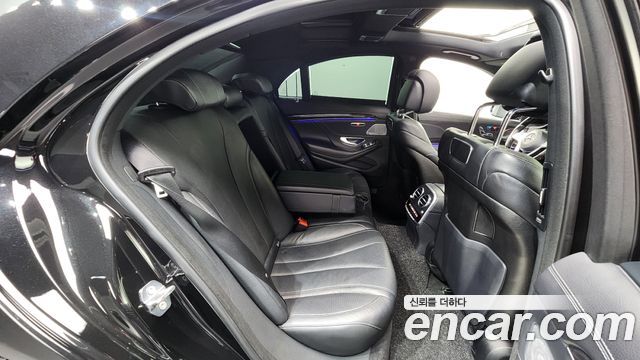 Mercedes-Benz S-Class 2019 — photo 17