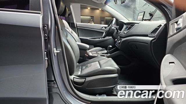 Hyundai Tucson 2016 — photo 11