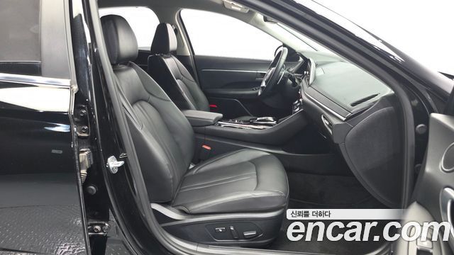 Hyundai Sonata 2020 — photo 17