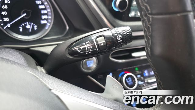 Hyundai Sonata 2020 — photo 25