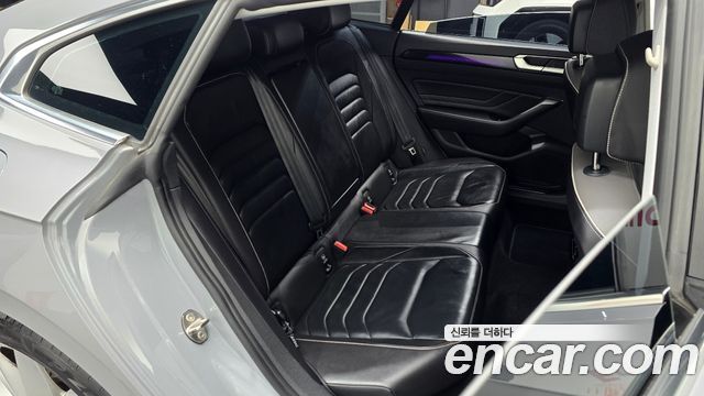 Volkswagen Arteon 2023 — photo 17