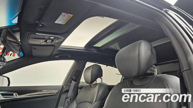 Genesis G80 2018 — photo 24