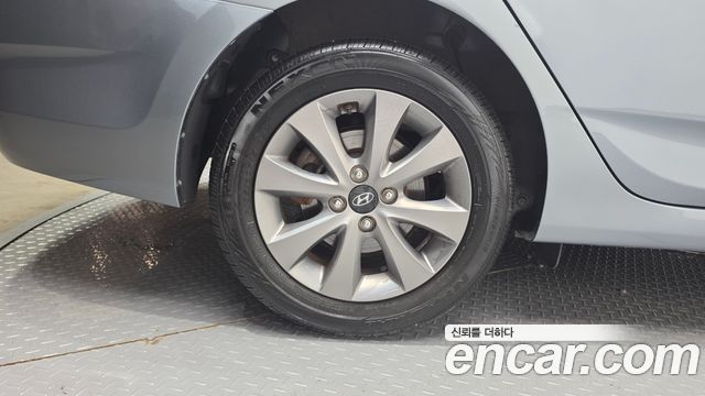 Hyundai Accent 2018 — photo 5