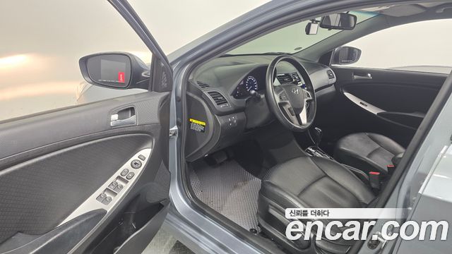 Hyundai Accent 2018 — photo 10