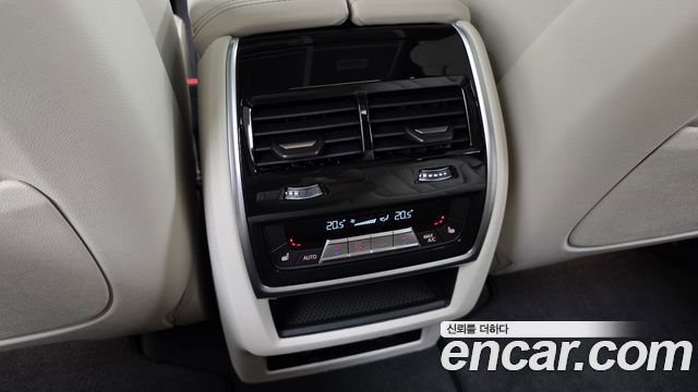 BMW X5 2026 — photo 24