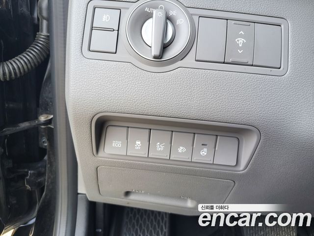 Hyundai Solati 2025 — photo 10