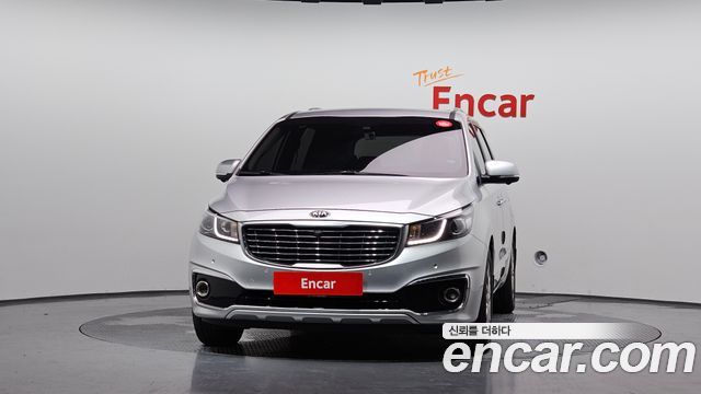 Kia Canival 2015 — photo 3