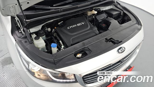 Kia Canival 2015 — photo 6