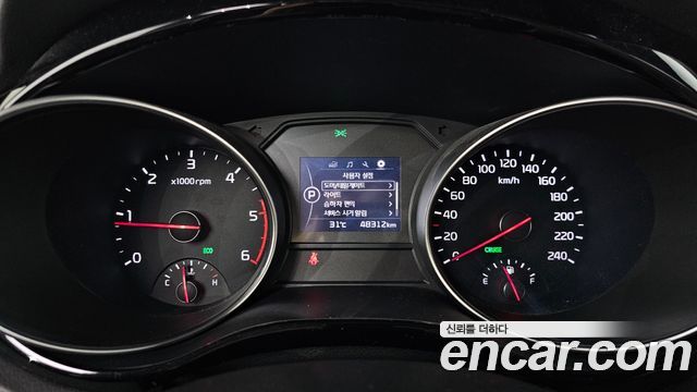Kia Canival 2015 — photo 8