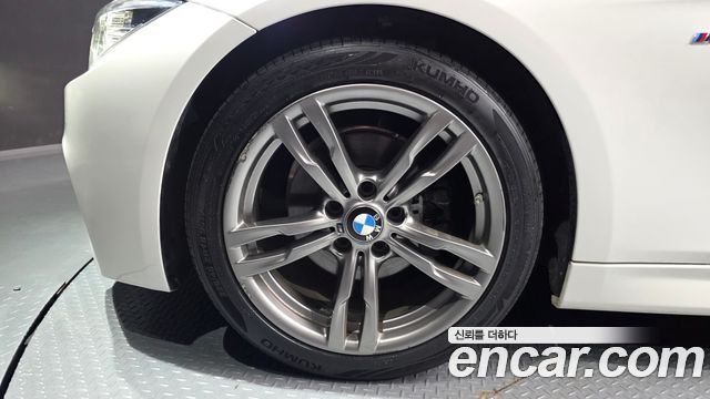 BMW 3-Series 2017 — photo 5