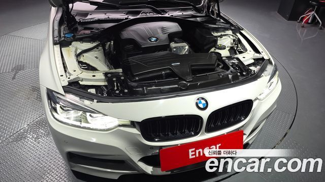 BMW 3-Series 2017 — photo 6