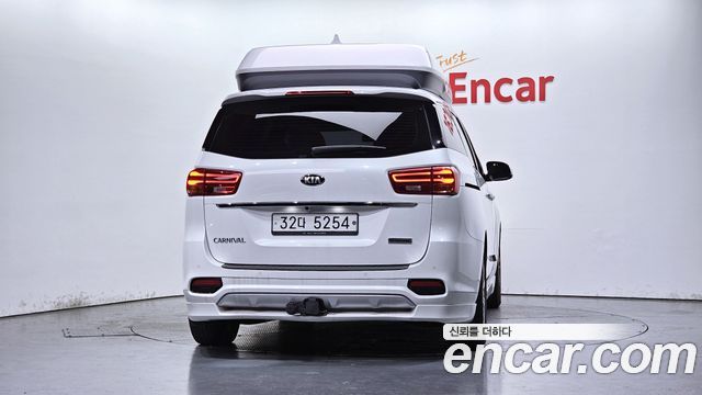 Kia Canival 2019 — photo 4