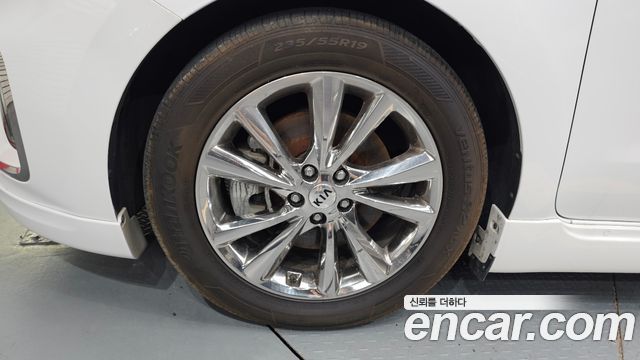 Kia Canival 2019 — photo 5