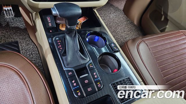 Kia Canival 2019 — photo 9