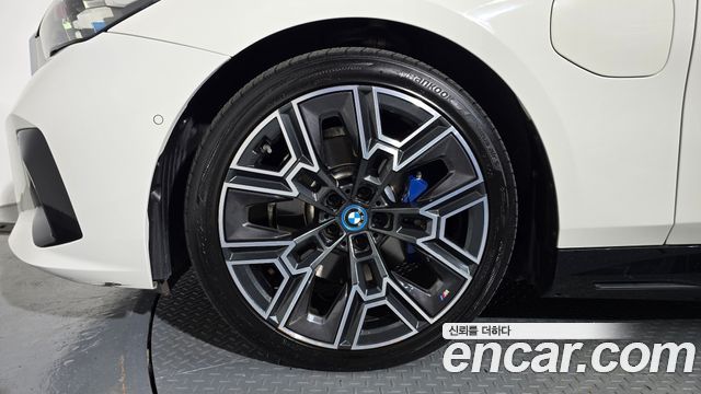 BMW 5-Series 2024 — photo 5