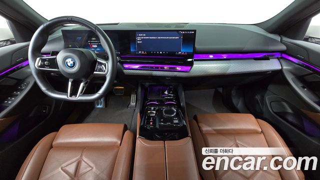 BMW 5-Series 2024 — photo 10