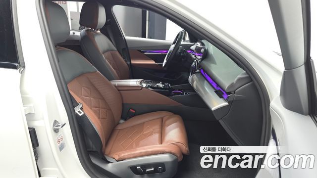 BMW 5-Series 2024 — photo 16