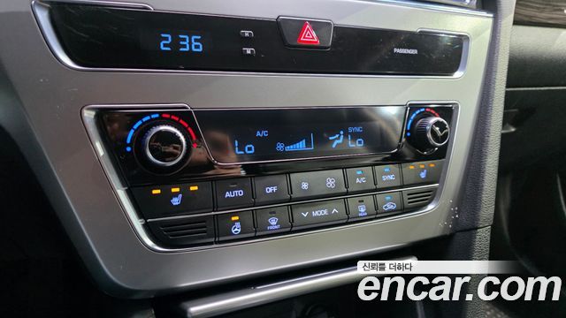 Hyundai Sonata 2015 — photo 19