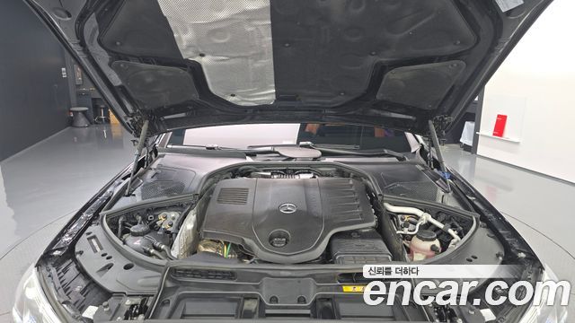 Mercedes-Benz S-Class 2024 — photo 6