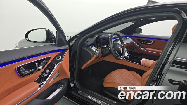 Mercedes-Benz S-Class 2024 — photo 13