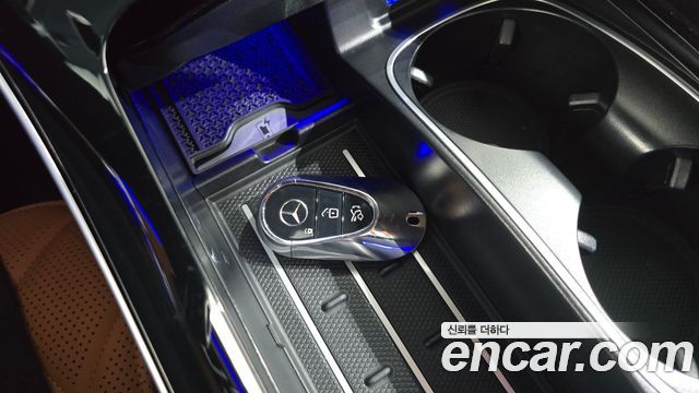 Mercedes-Benz S-Class 2024 — photo 22