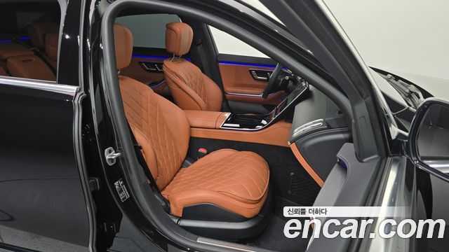 Mercedes-Benz S-Class 2024 — photo 16
