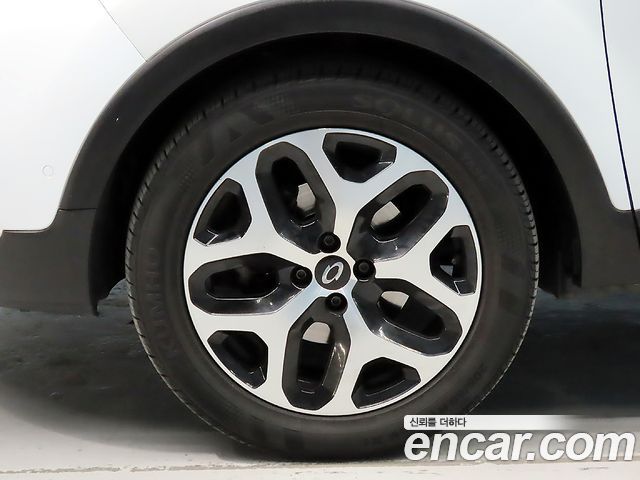 Renault Korea QM3 2019 — photo 20