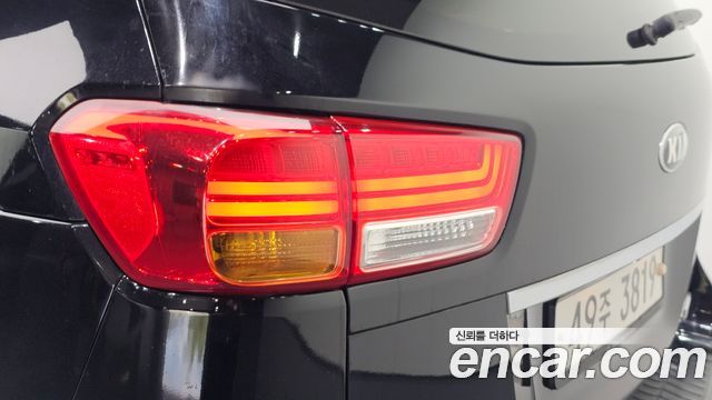 Kia Canival 2018 — photo 9