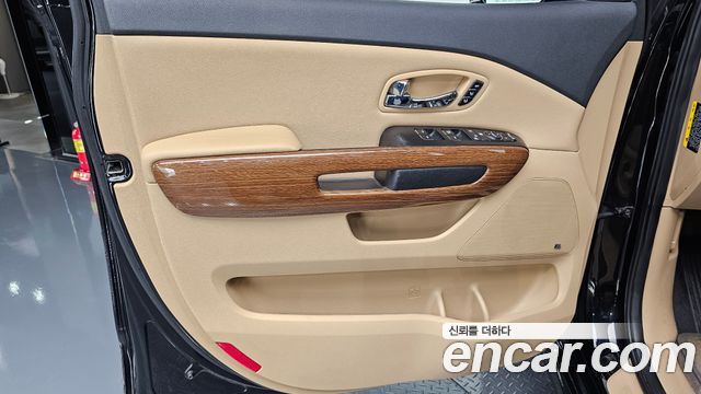 Kia Canival 2018 — photo 14