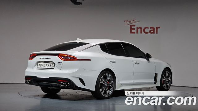 Kia Stinger 2020 — photo 2