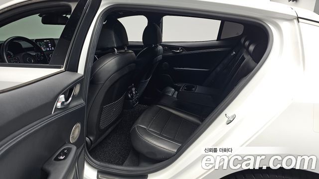Kia Stinger 2020 — photo 18