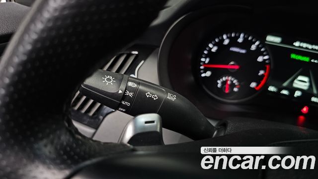 Kia Stinger 2020 — photo 35