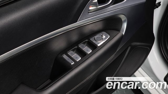 Genesis G70 2020 — photo 16