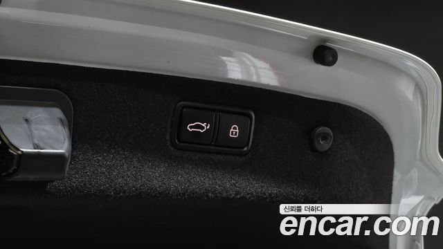 Genesis G70 2020 — photo 20