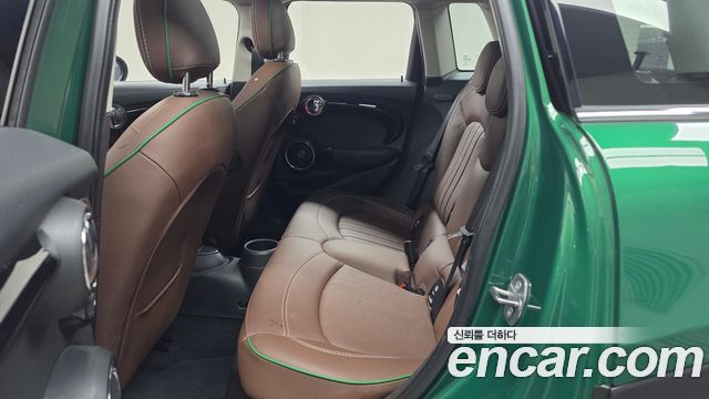 Mini Cooper 2019 — photo 18