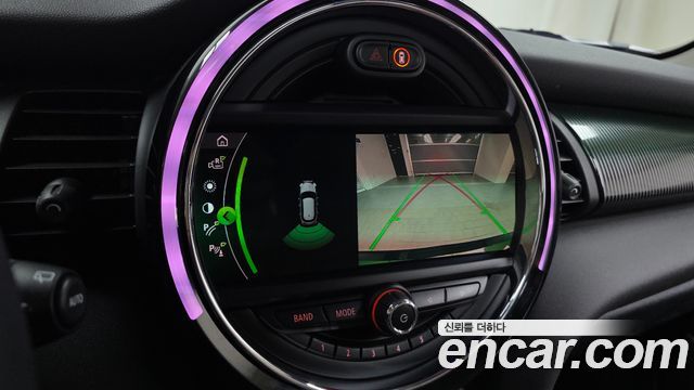 Mini Cooper 2019 — photo 22