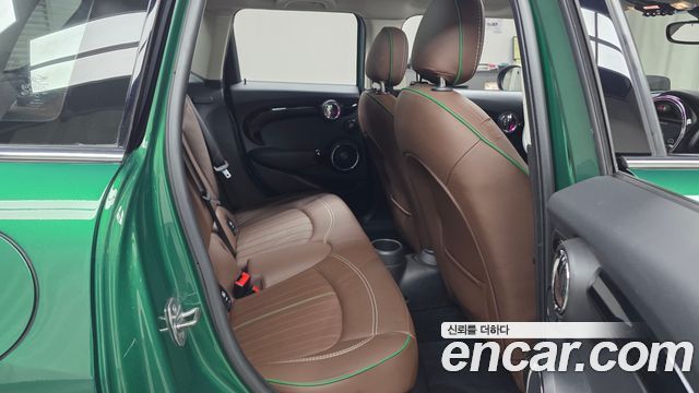 Mini Cooper 2019 — photo 16