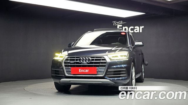 Audi Q5 2020 — photo 3