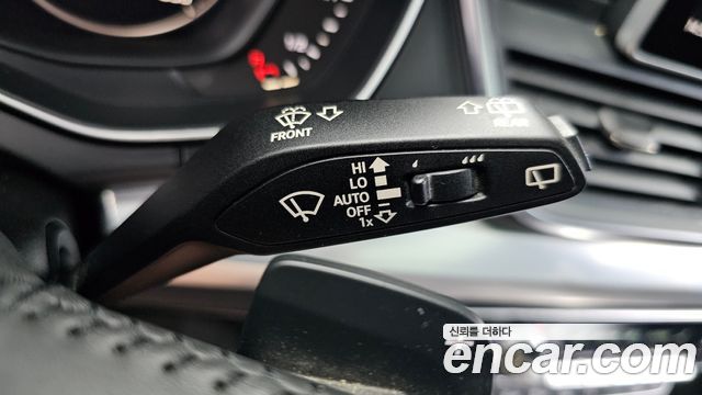 Audi Q5 2020 — photo 18