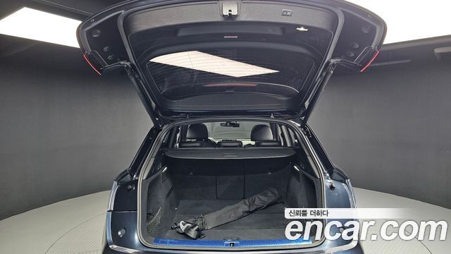 Audi Q5 2020 — photo 20