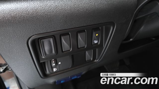 Renault Korea QM6 2025 — photo 26