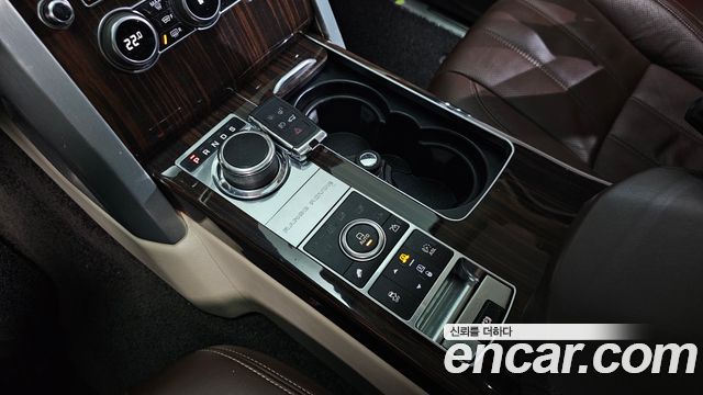 Land Rover Range Rover 2015 — photo 9