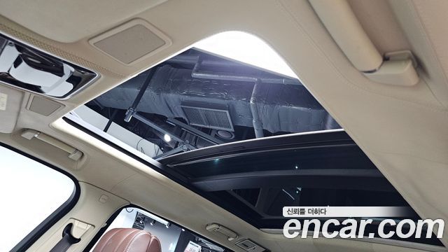 Land Rover Range Rover 2015 — photo 17