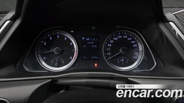 Hyundai Sonata 2020 — photo 11