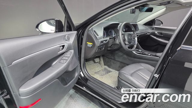 Hyundai Sonata 2020 — photo 13